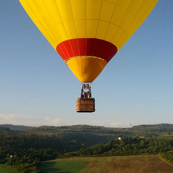 Voli in mongolfiera in Toscana con outdoor in Tuscany, partendo da Lucca e da Siena